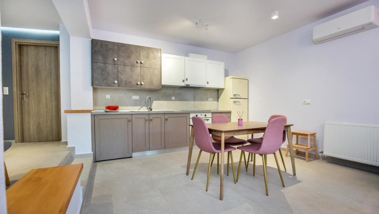 Appartement Oikos Daretsou à Theologos  Extérieur photo