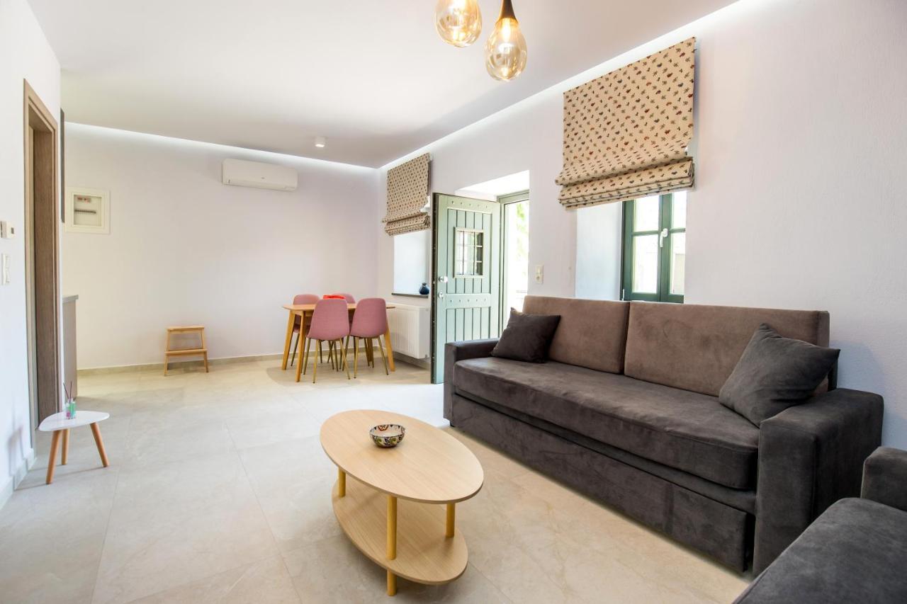 Appartement Oikos Daretsou à Theologos  Extérieur photo